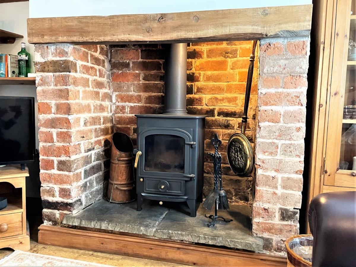 Pass The Keys Cosy Cottage With Views Over The Shropshire Hills Ludlow Buitenkant foto